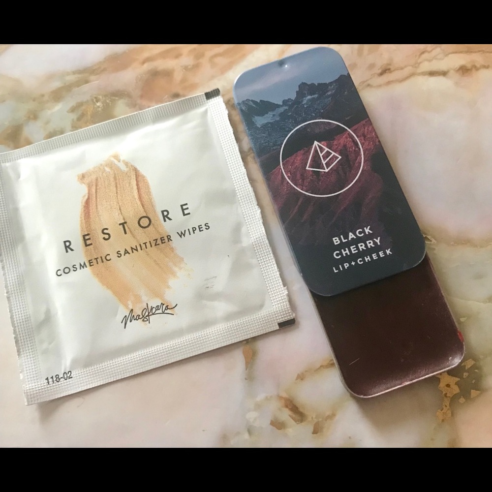 Maskcara Beauty Black Cherry lip/cheek